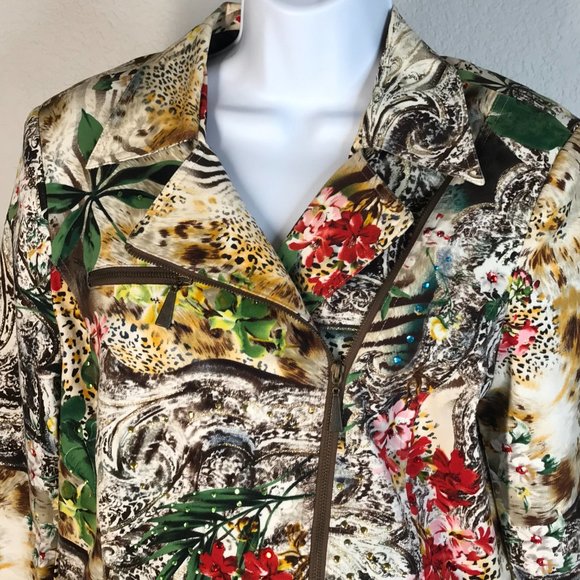 🍇Crop Jacket - Very Unique | Multi Print | Size 8 - Picture 4 of 15